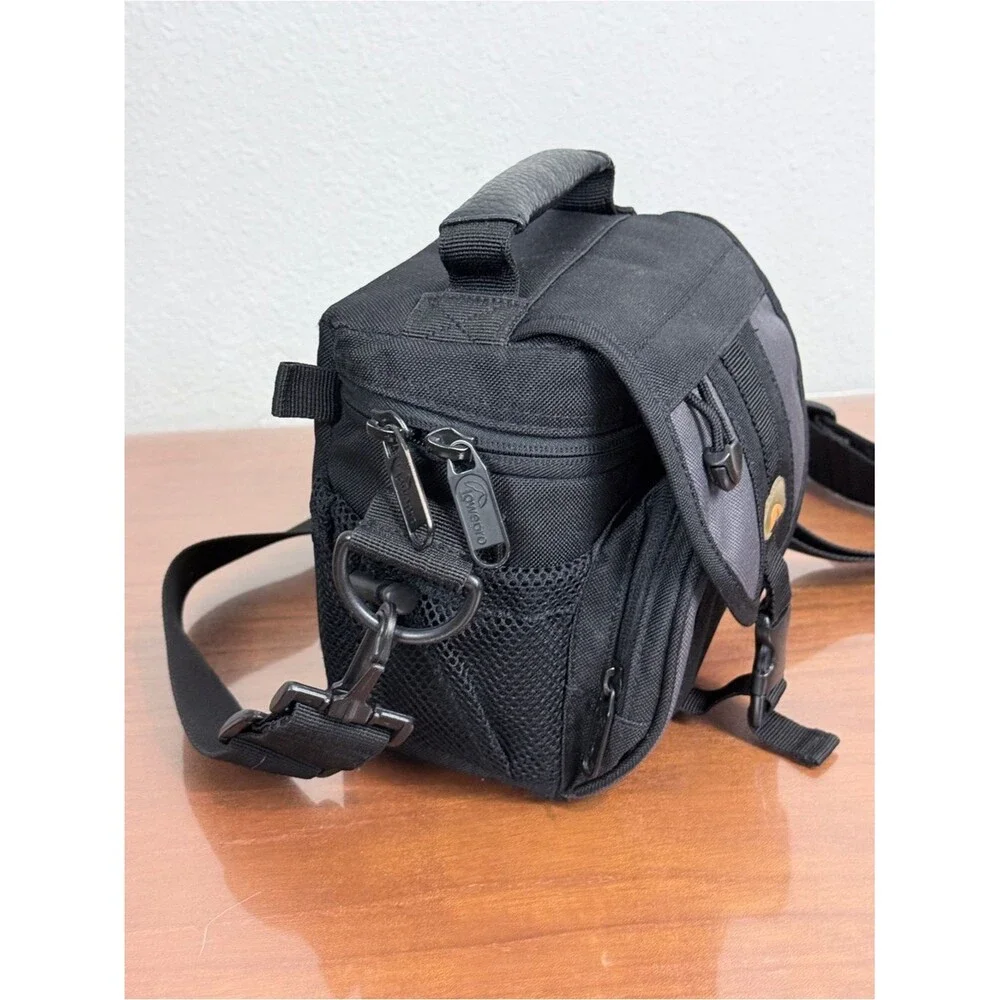 Lowepro EX 120 Black & Gray Compact Camera Bag with Shoulder Strap